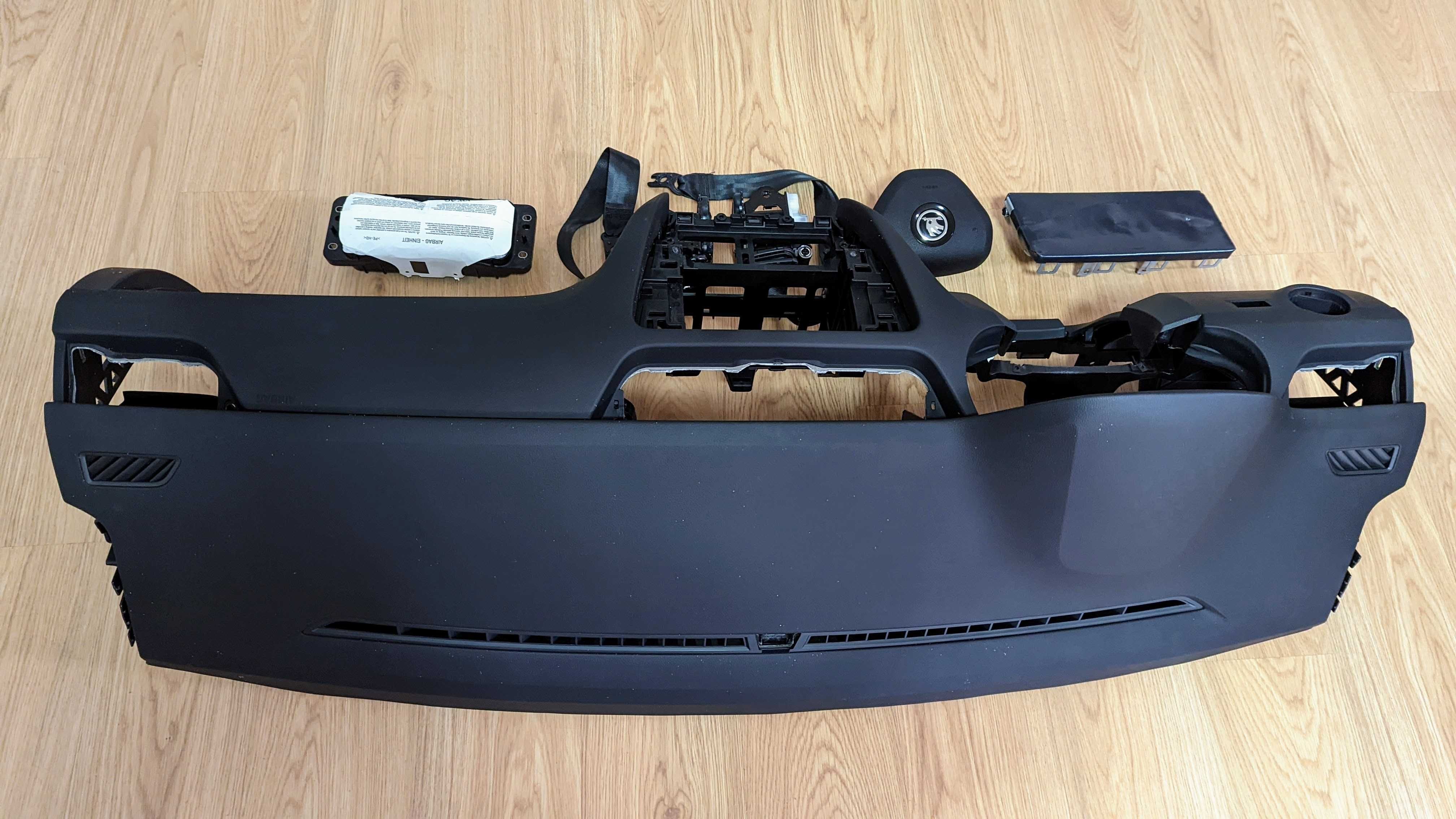 Conjunto Kit Airbags Skoda Octavia 2014 Tablier Original