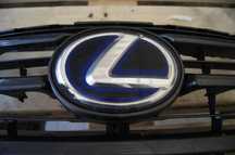 LEXUS IS CT RX NX - EMBLEMAT LOGO ZNACZEK PRZÓD