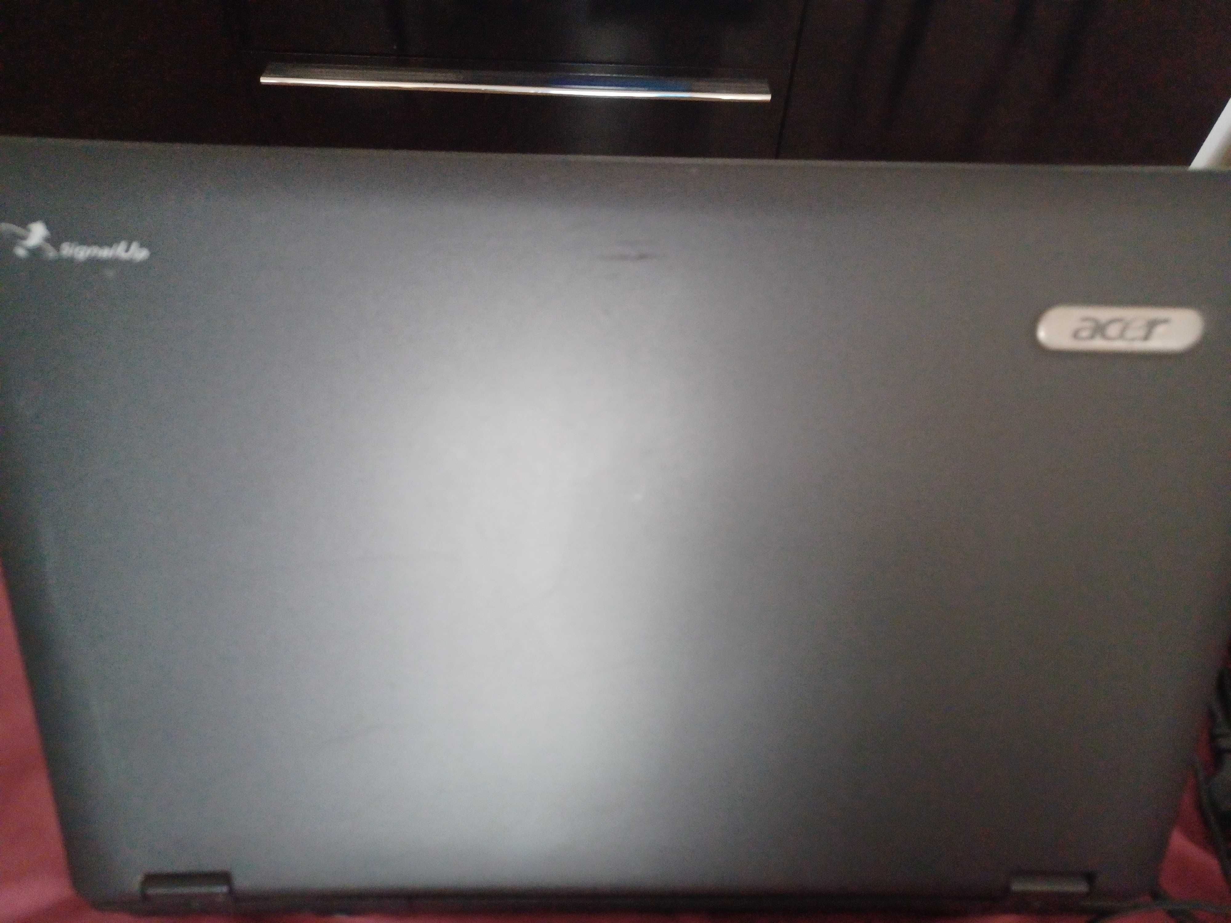 Portatil  Acer extensa 5235