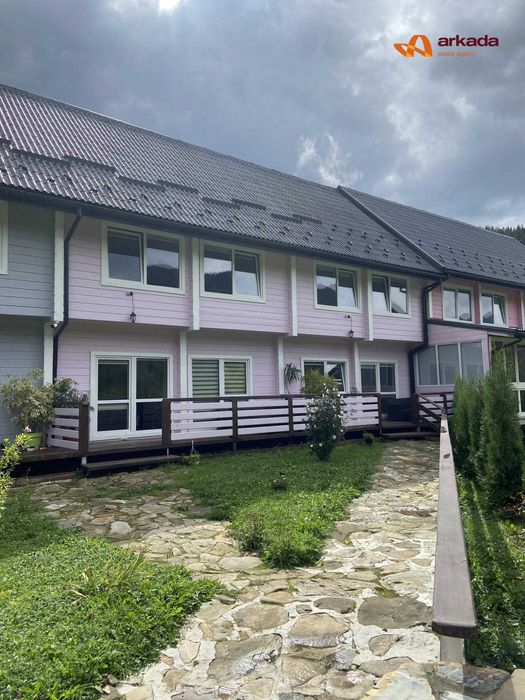Продається видовий Таунхаус з видом на гори 5 км до Буковелю