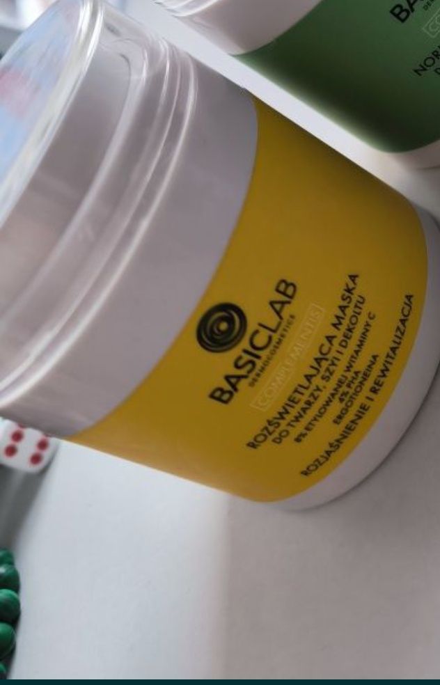 Basiclab maska rozświetlająca  z witaminą c