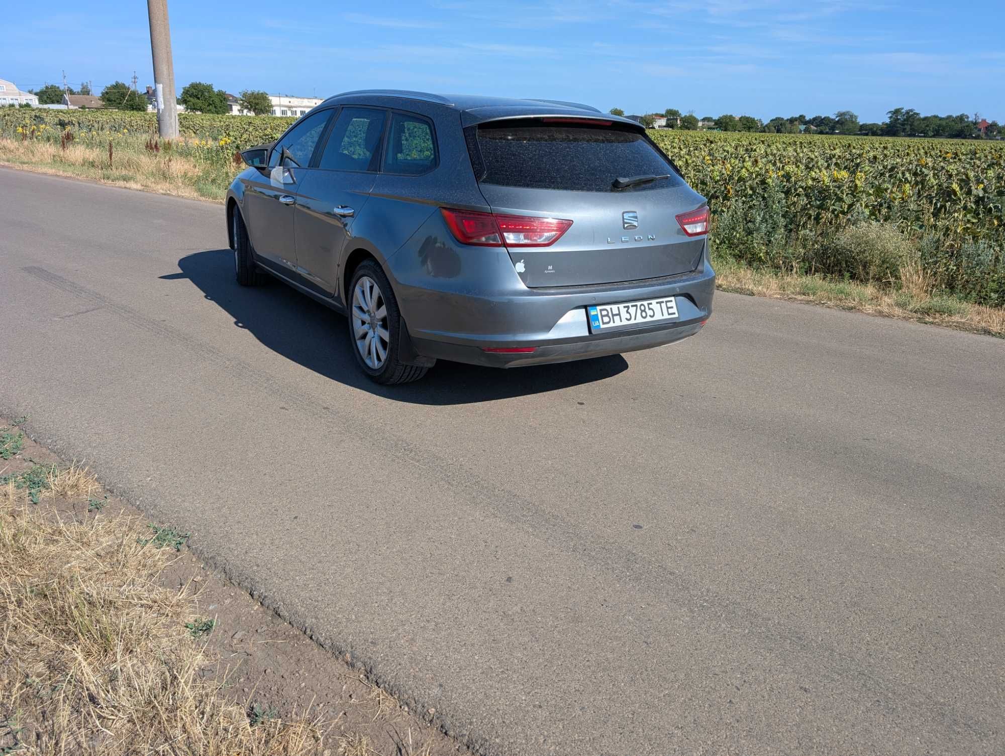 Seat Leon 3, 1.6 tdi ( расход 4-6 литров)