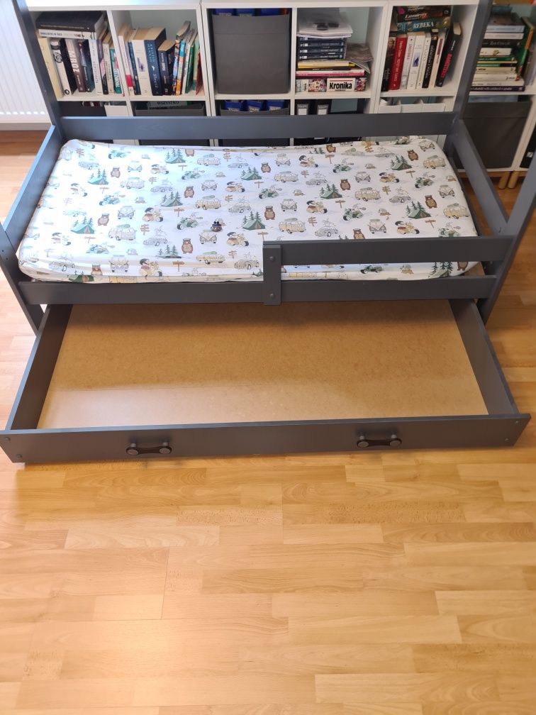 Łóżko dziecięce interbeds