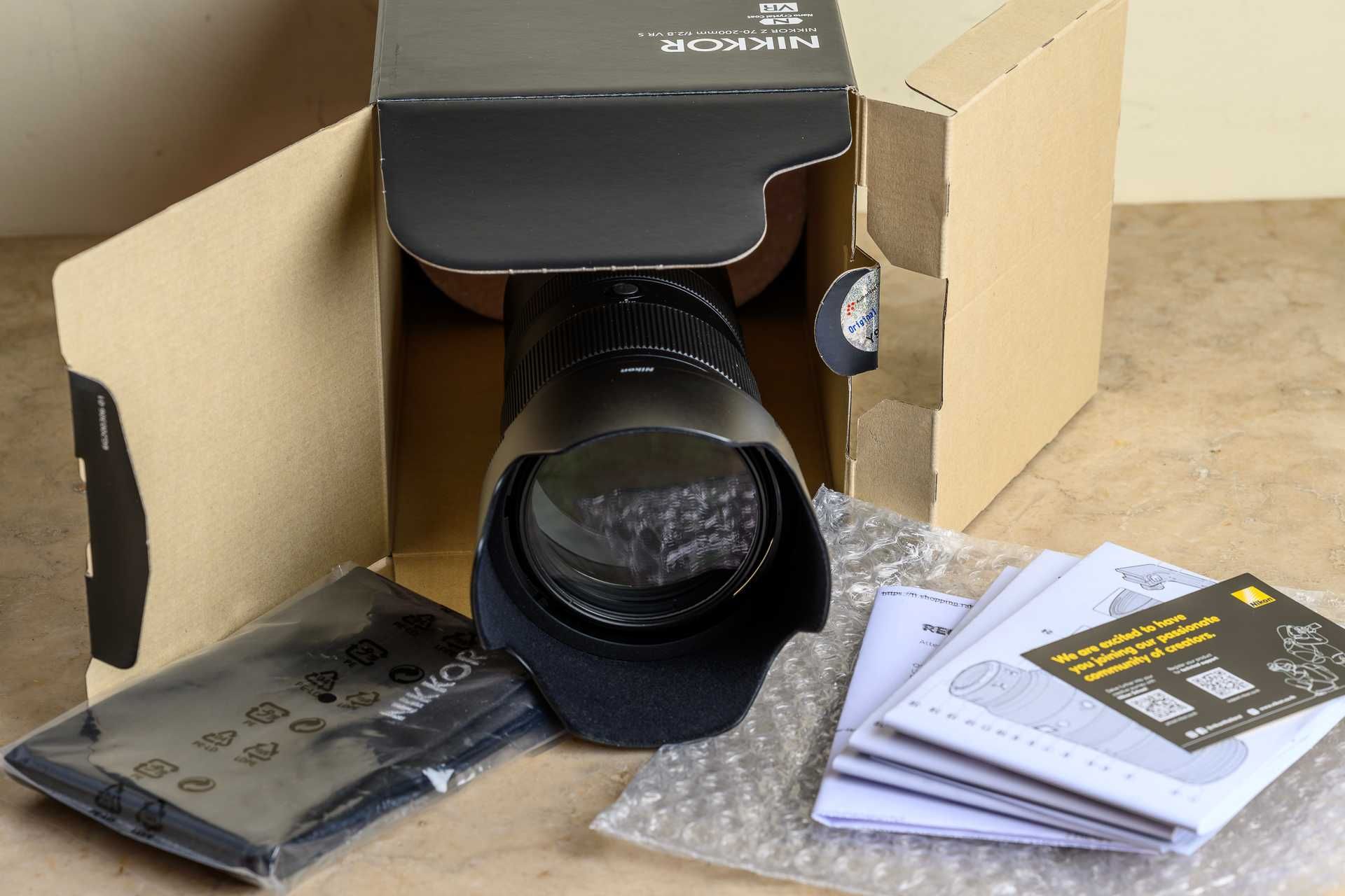 Nikon  Z 70-200 f 2.8 VR