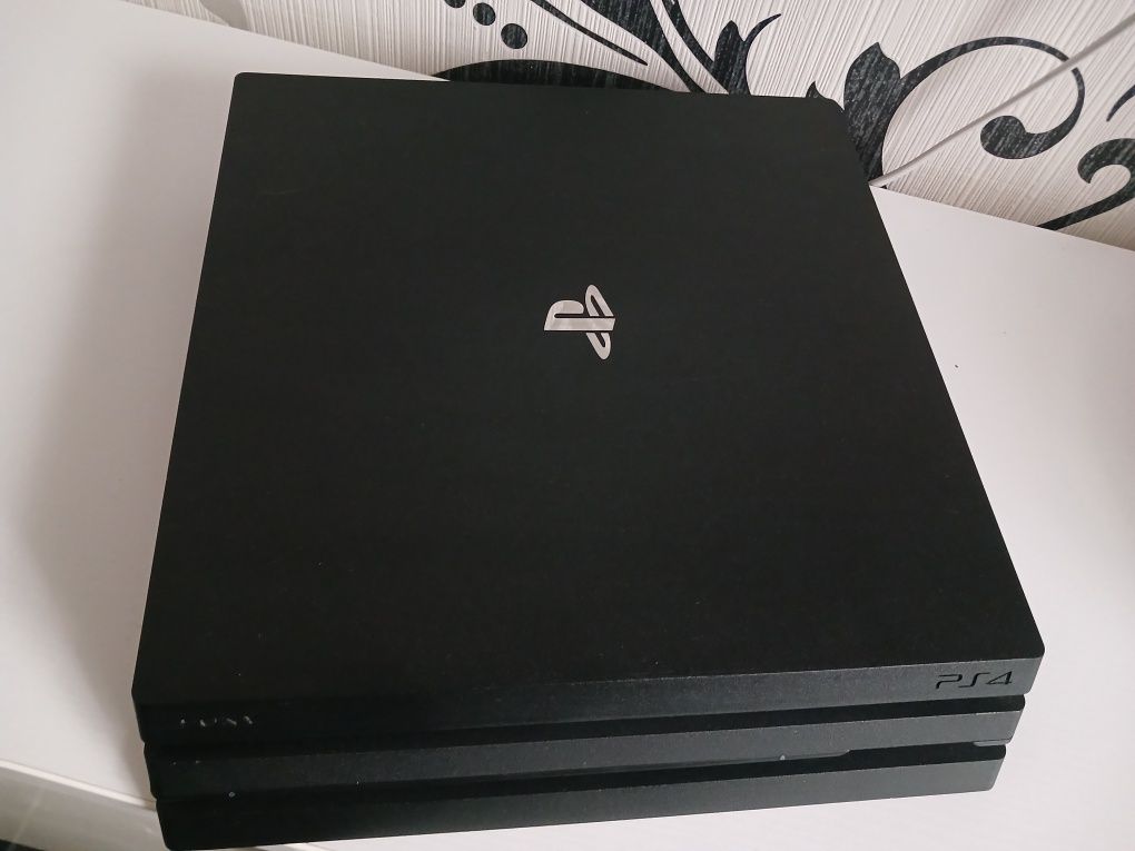 Sony Play Station 4 Pro 1Tb Black