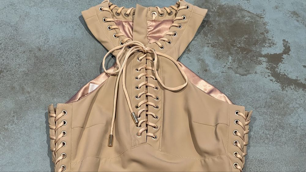 Elisabetta Franchi oryginalna sznurowana mini sukienka XS