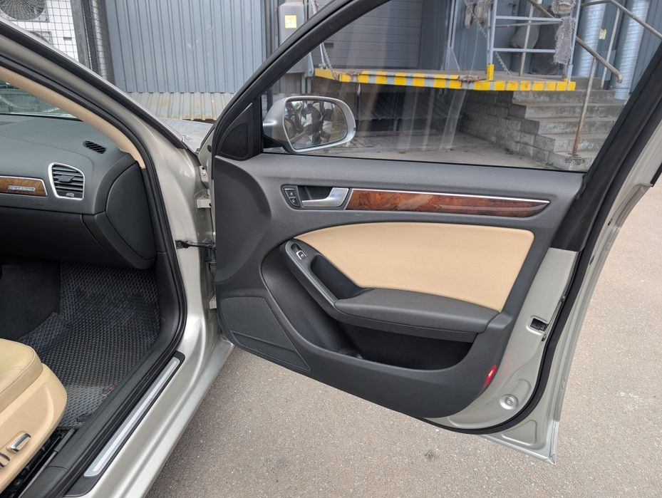 Audi A4 2.0tfsi 2013