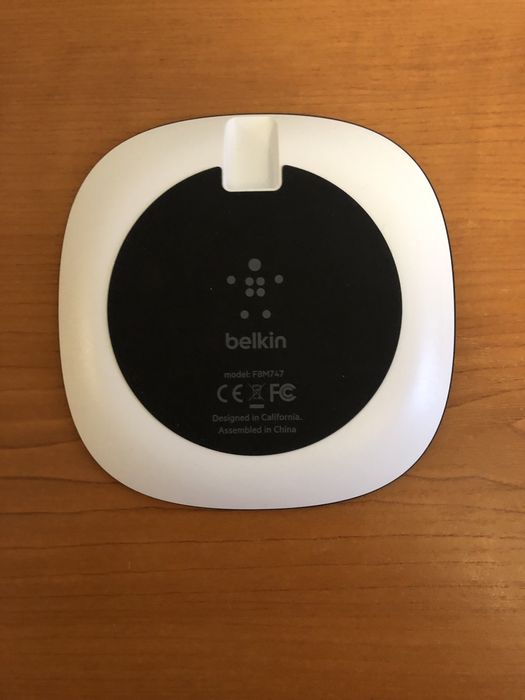 Зарядное устройство Belkin Qi Wireless Charging Pad (F8M747bt)