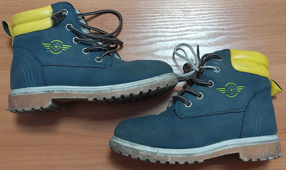 Buty zimowe chłopięce r. 32