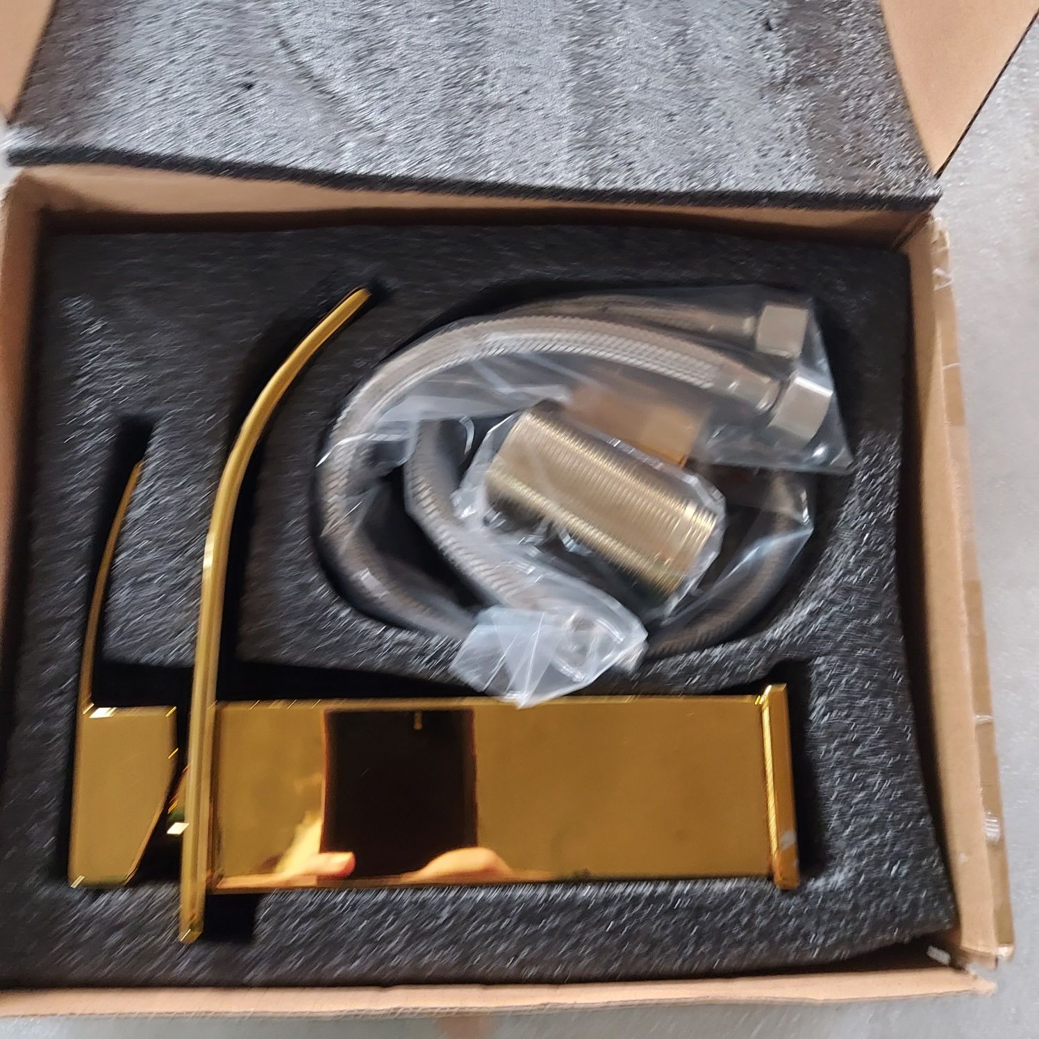 imiiHO 014 Bateria łazienkowa, kran