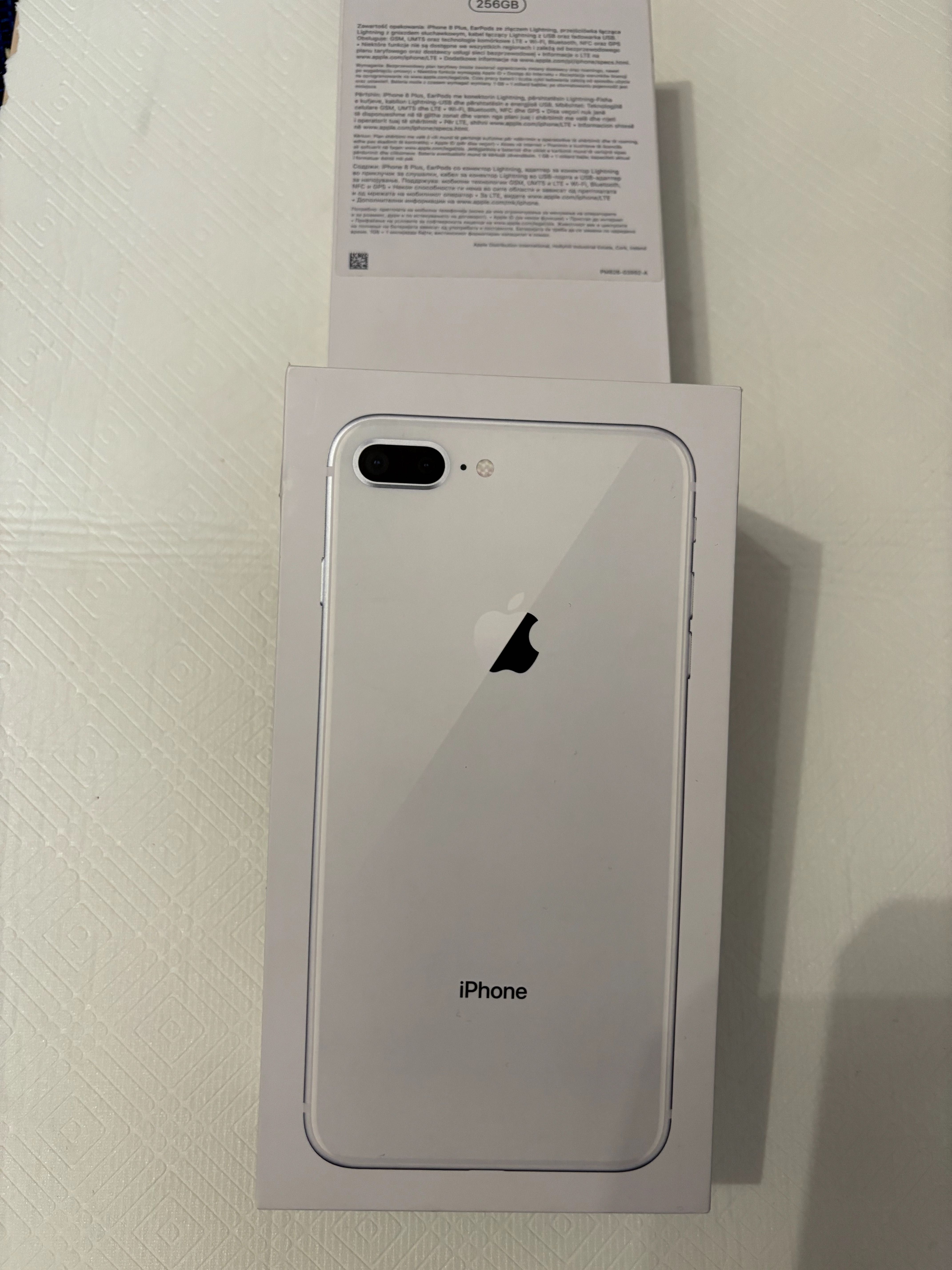 IPHONE 8 PLUS 256GB 3MG RAM w Bardzo dobrym stanie