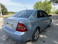 Toyota Korolla avtomat 1.6 gaz-benzin