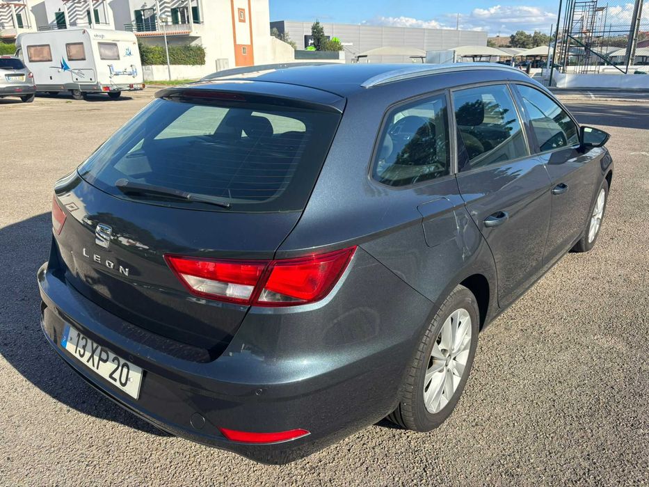 SEAT LEON ST 1.6 TDI 115cv - 2019-05