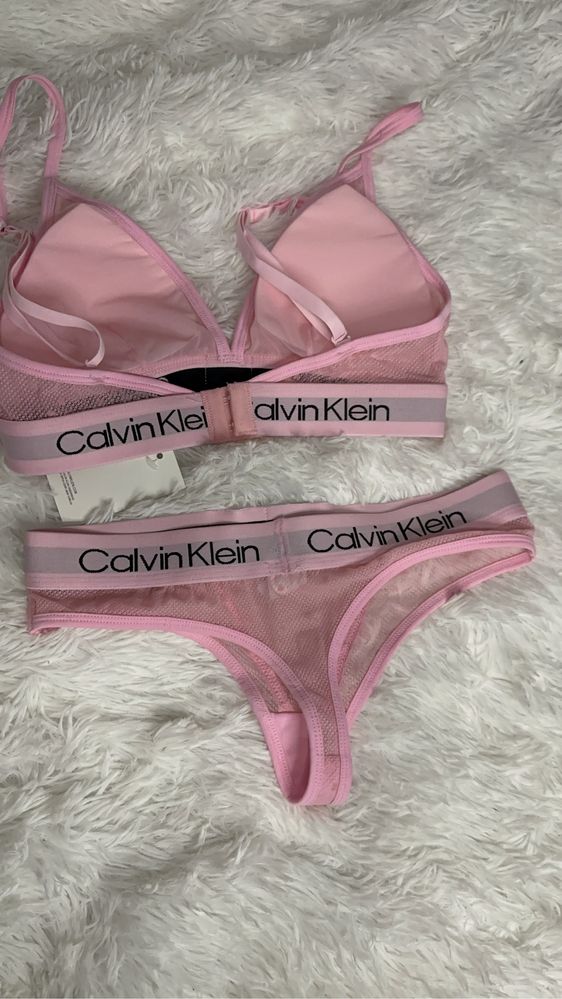 Belizna Calvin Klein
