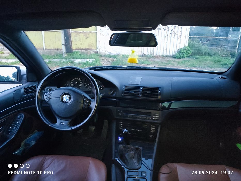 ...Продам Беху Е39...