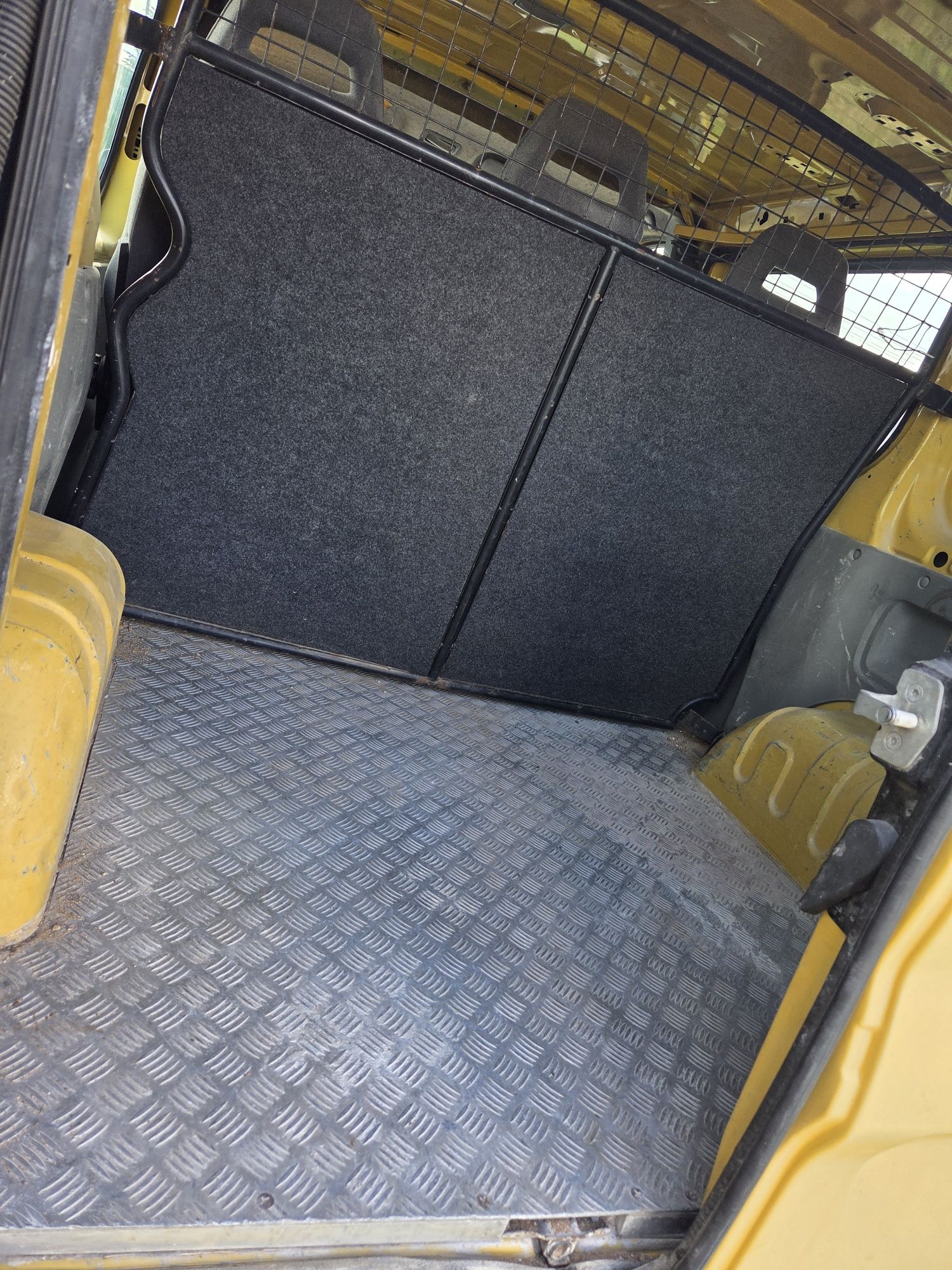 Renault trafic 1.9.dci.6 osobowy.