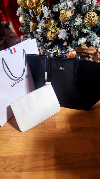 Bolsas novas com etiqueta