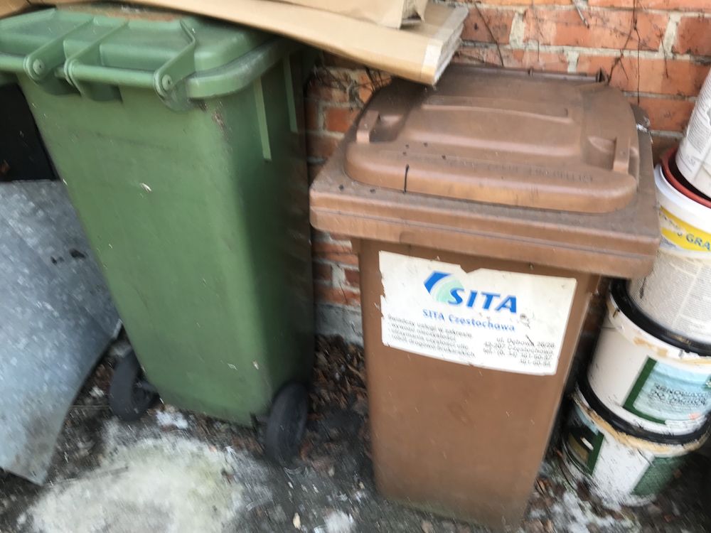 Pojemniki na odpady kontenery