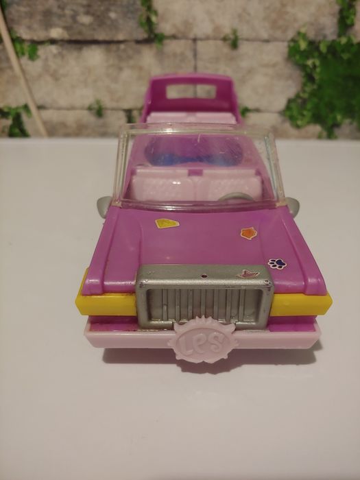Littlest Pet Shop Fioletowa Limo z Glitzy Gately Hasbro