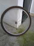 Vendo roda de bicicleta usada