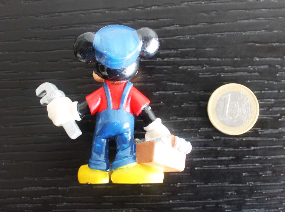 Boneco Mickey em PVC da Maia Borges