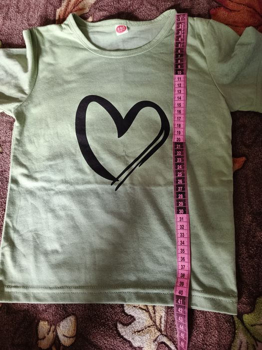 Продам костюм на дівчинку