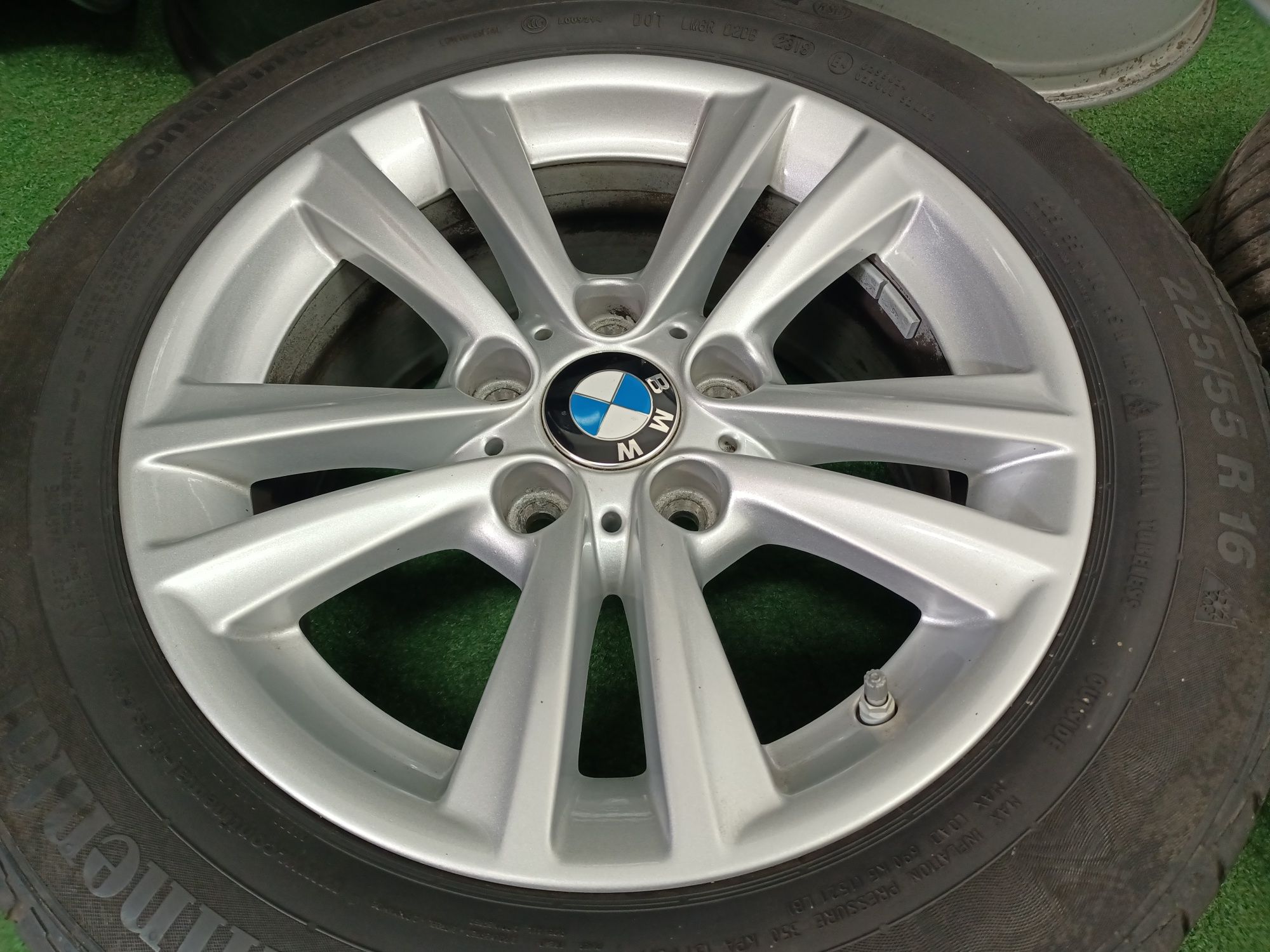 Koła 16" felgi 5x120 et37 opony 225/55/16 BMW F30 F31 E90 E91 E92 E46