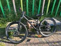 Bicicleta - Banshee Phantom