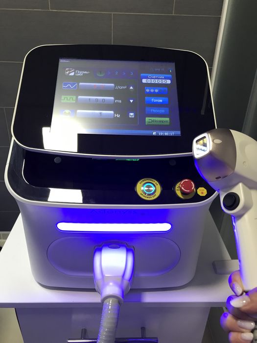 Американський діодний лазер для епіляції Adonyss DioLite