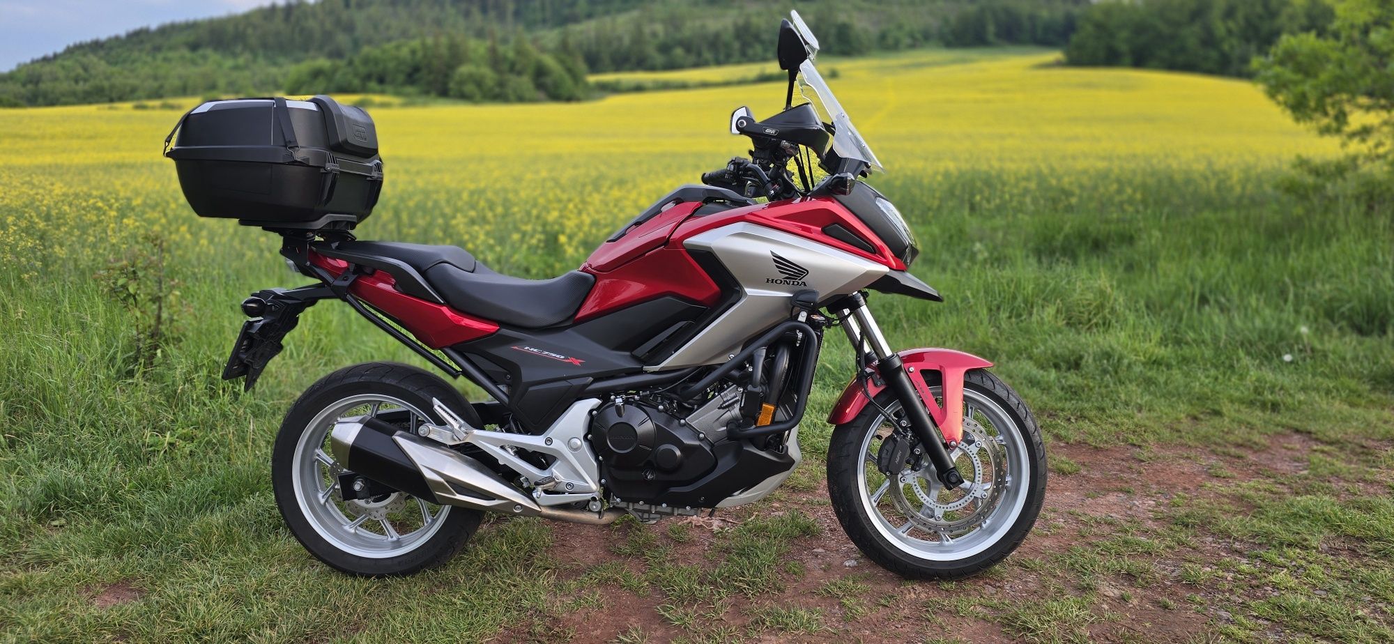 Motocykl Honda NC750X Manual