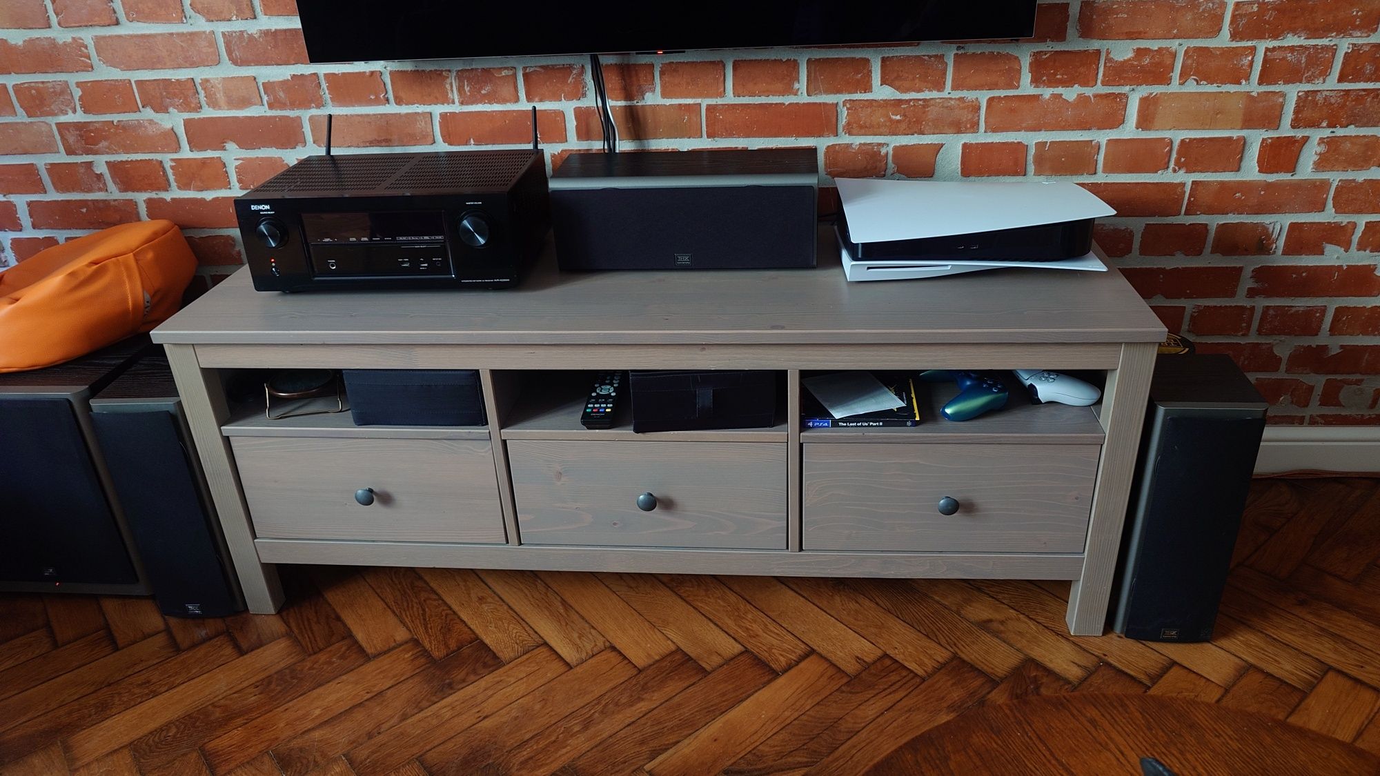 HEMNES Szafka pod TV, szara, 148x47x57 cm
Szafka pod TV, biała bejca/j