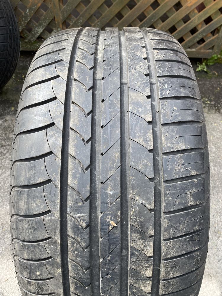 Резина Goodyear 275 40 19