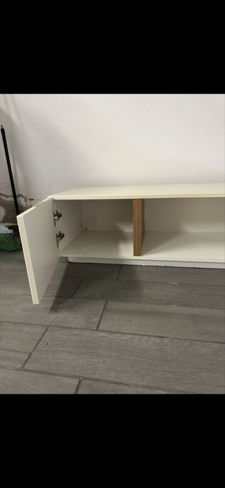 Movel de apoio de Sala