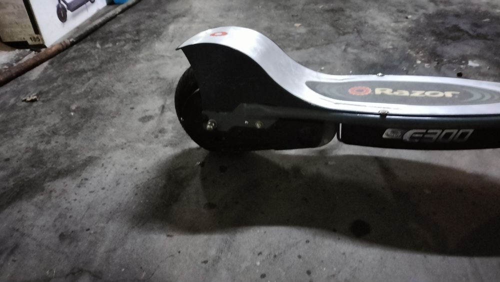 Hulajnoga razor e300