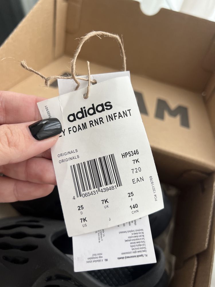 Adidas foam rnr kids