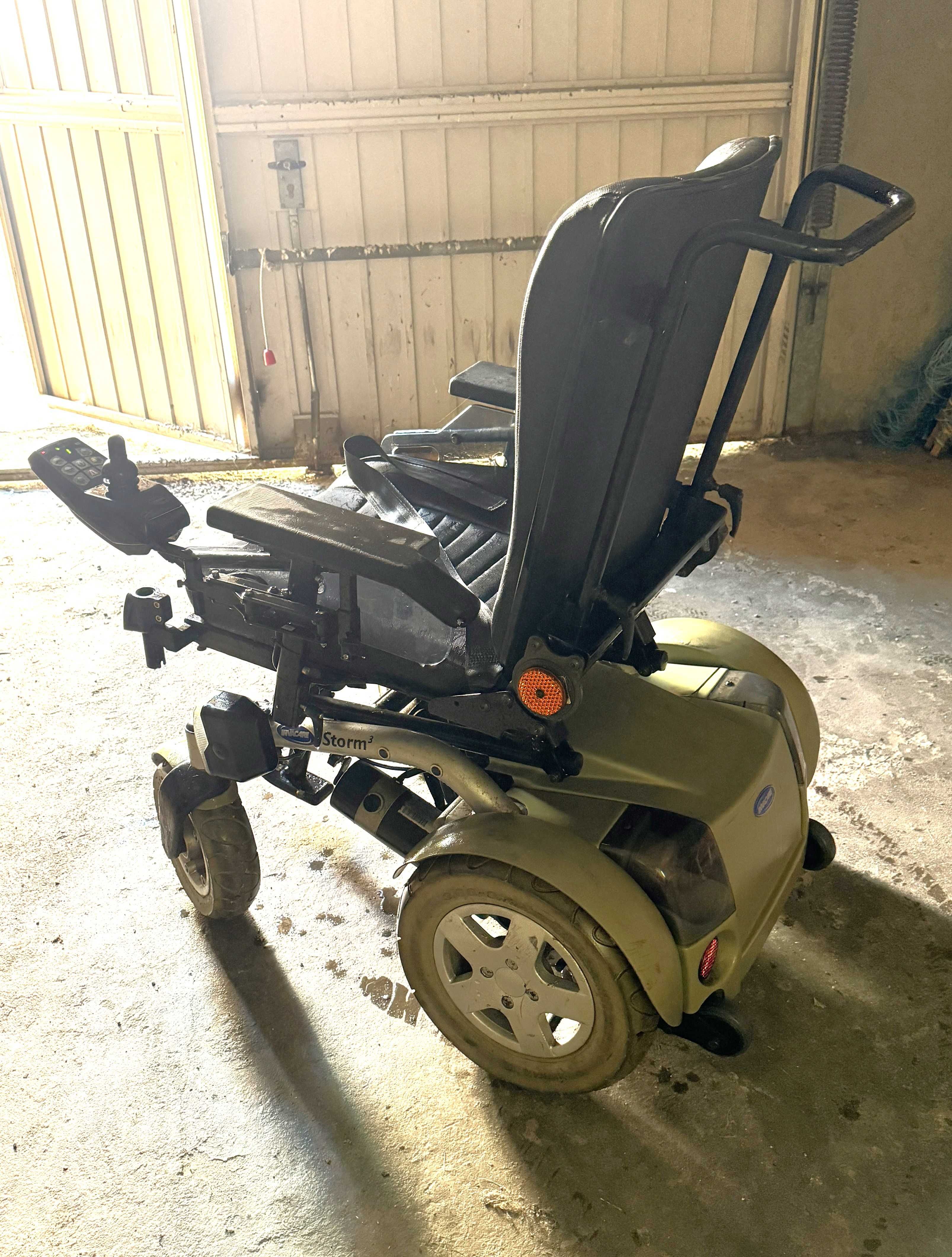Cadeira de rodas elétrica Invacare Storm 3