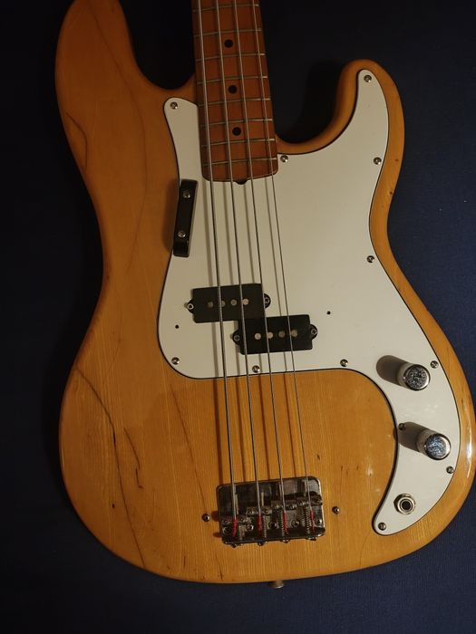Gitara basowa Yamaha Pulser 400