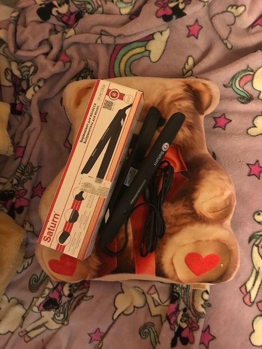 Стайлер-Утюжок для волос Saturn новый с гарантией. Керамика. 150 грн.