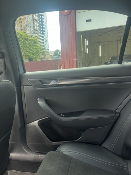 Продам Skoda superb 2.0