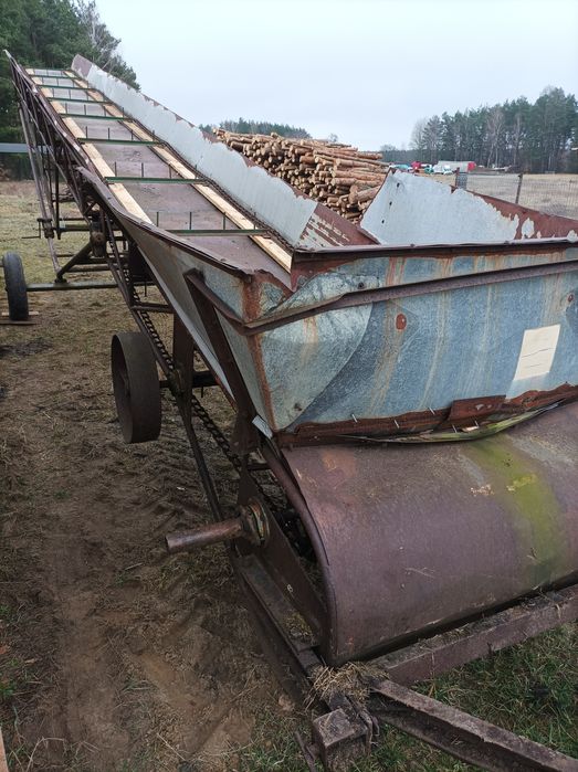 Stertnik, podajnik do siana i słomy, taśmociąg