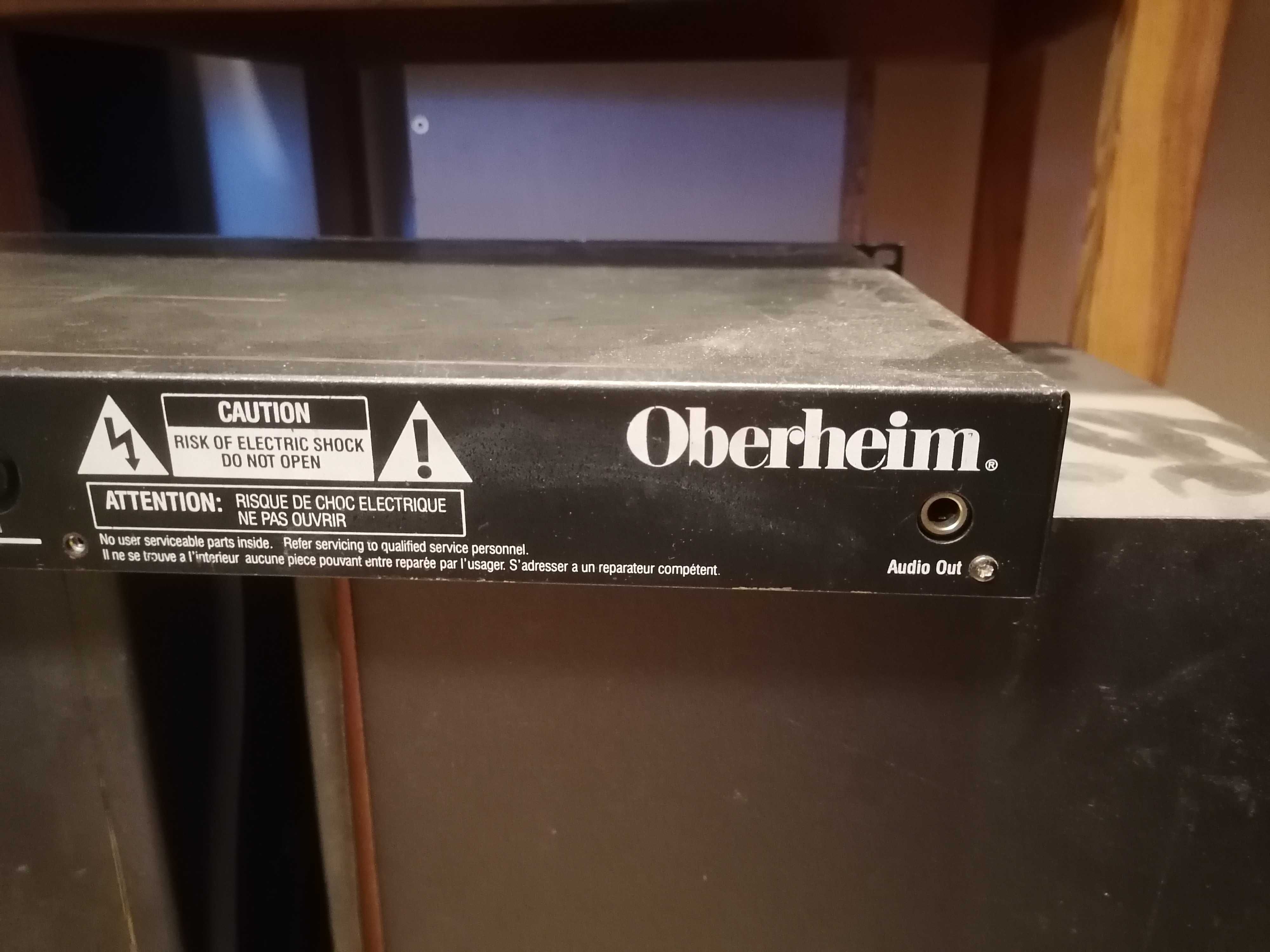 Oberheim matrix 1000
