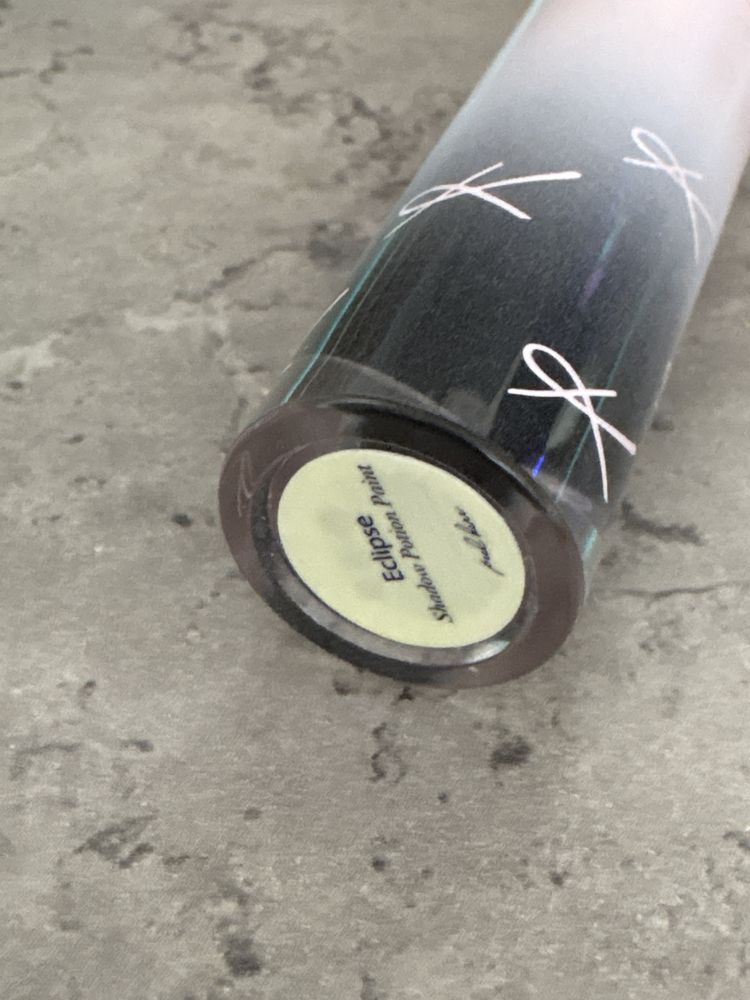 Karla Cosmetics Shadow potion paint Eclypse baza pod cienie czarna