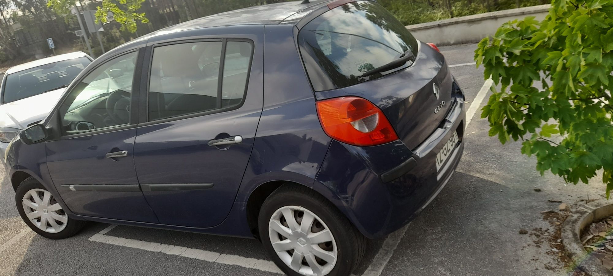 Renault clio 5 lugares 2008