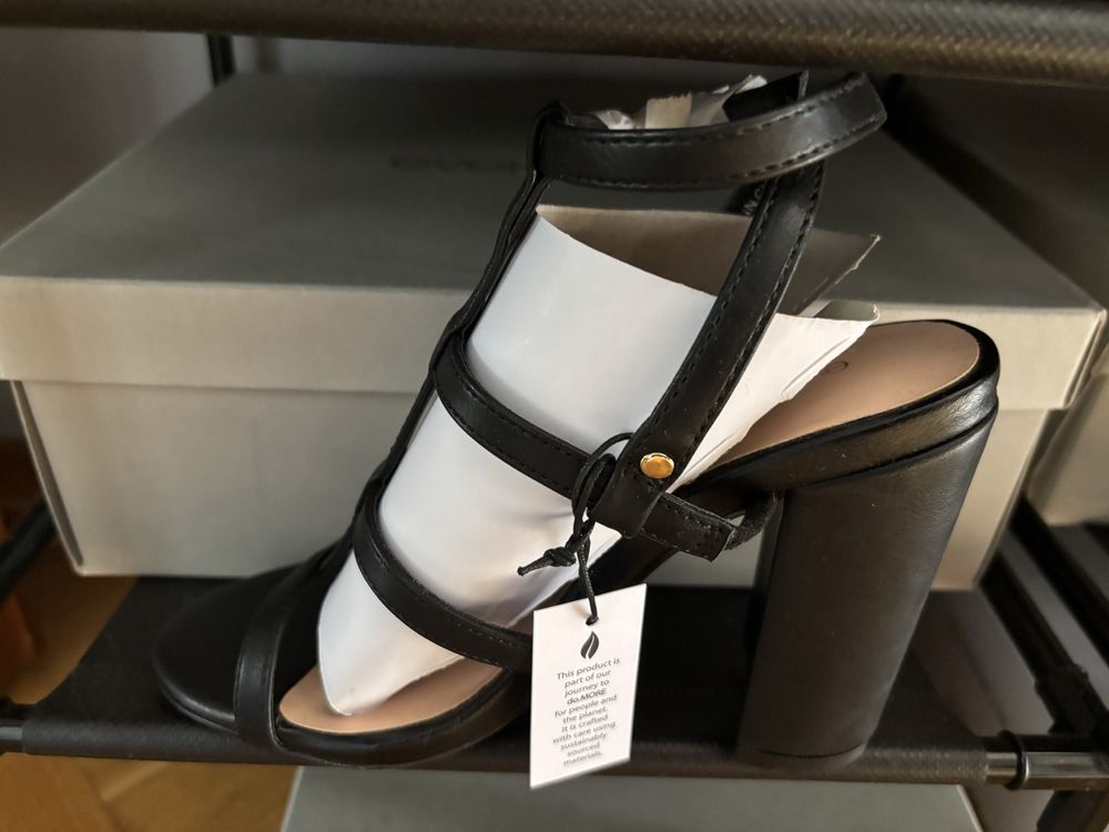 Nowe Even&Odd rozmiar 35