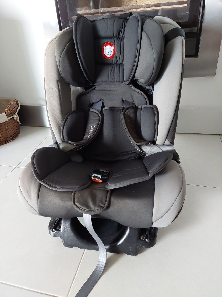 Cadeira Lionelo com Isofix e Top Tether