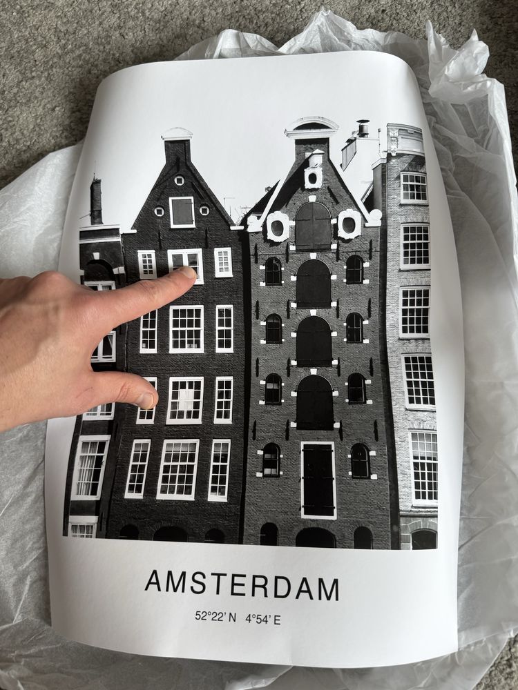 Dwa fotosy z Amsterdamu w ramkach z Passe-partout