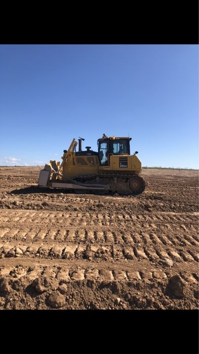 Uslugi spycharką Komatsu D85