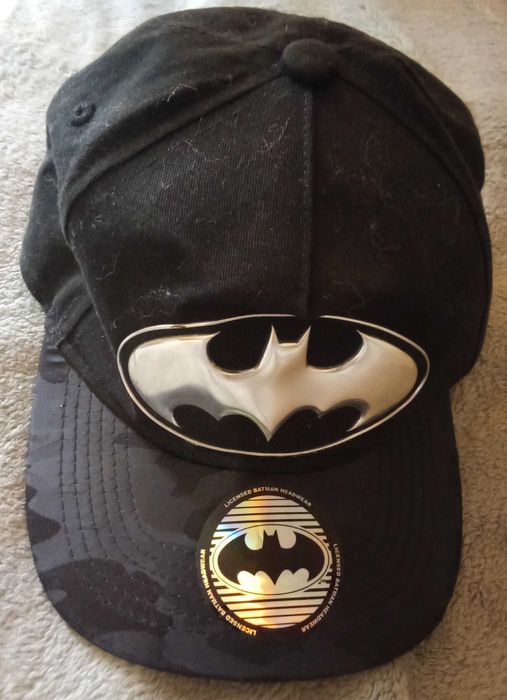 Кепка не ношена із літучою мишою