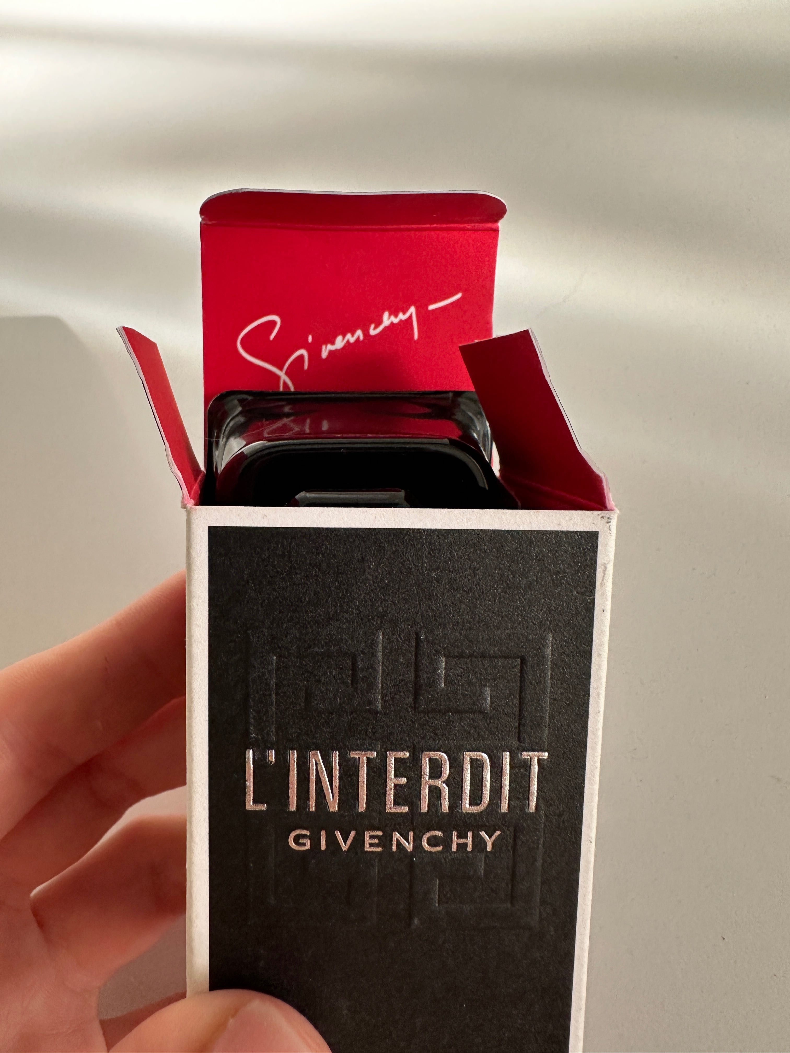 Парфуми L’Interdit Givenchy EAU de perfume intense духи