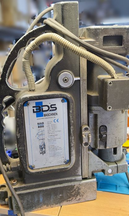 Свердлильий верстат на магнітному підставі BDS MASCHINEN MAB 800